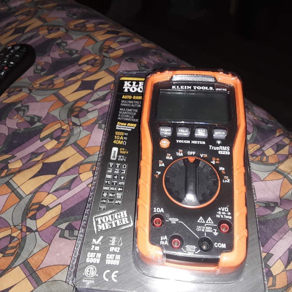I have 2 brand new meters one clamp meter/1dig mul
